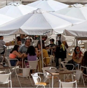 【欧浪网】一家夜场所导致19名青年被传染 瓦伦西亚禁止Gandia市夜场所开业