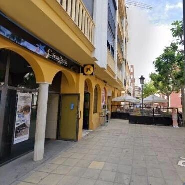 【欧浪网】19岁母亲把婴儿离弃街头：“孩子父亲给的钱还不到5欧元”