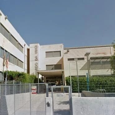 【欧浪网】悲催！还未开学  Alicante市中学高管和秘书被确诊