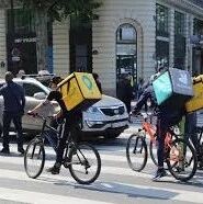 【欧浪】为餐饮业送餐的Deliveroo平台撤出西班牙  解雇4000人