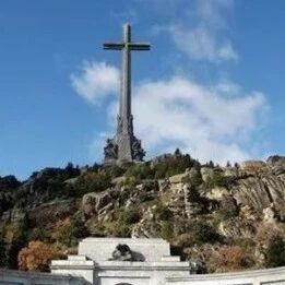 【欧浪游记】​建筑艺术上的棺材——埃斯科里亚尔修道院