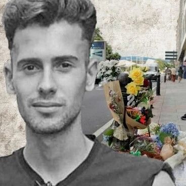 【欧浪网】西班牙发生引发公愤的杀人案  一青年人被七个年轻人围殴致死