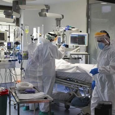 【欧浪网】​西班牙再增近2万例  政府可能宣布全国进入紧急状态