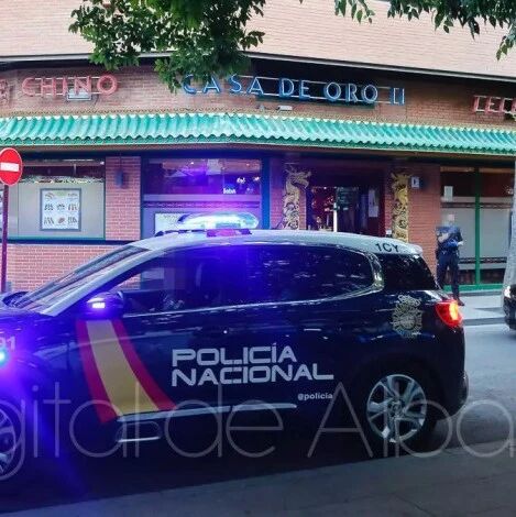 【欧浪网】中餐馆严重血案后续：被告厨师被临时收监  一共四人被刺伤