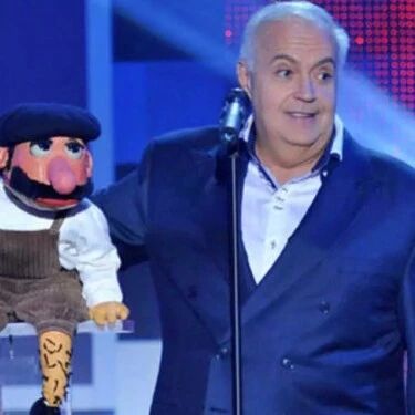 【欧浪网】洗钱、勾结毒贩和持续欺诈  曾以电视小品辱华的西班牙著名电视人被逮捕