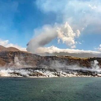 【欧浪】​西班牙拉帕尔马岛发生火山喷发以来最强地震