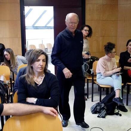 【欧浪网】正当防卫也判坐牢：击毙持枪入室贼的老人被判刑两年半