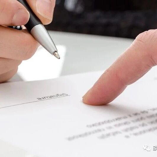 【欧浪网】道德沦丧！华人老板愿意出工作合同 竟然暗示留学生妹子出卖色相