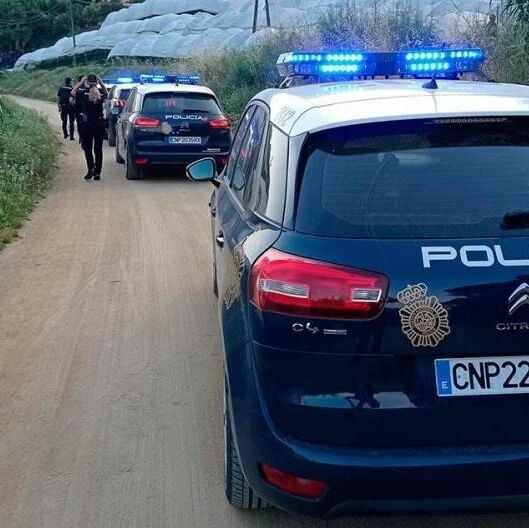 【欧浪网】警方捣毁为移民提供假合同办居留的犯罪集团  逮捕27人