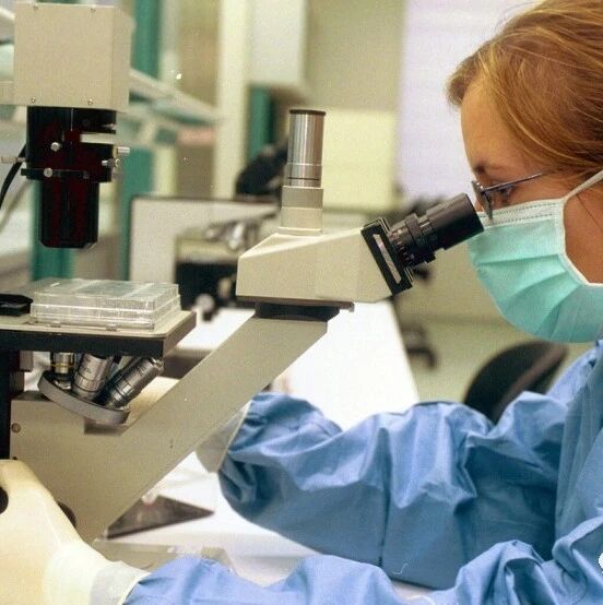 【欧浪网】 西班牙还有12万活跃病例  可以继续传播