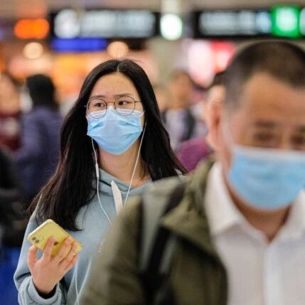 【欧浪网】西媒关注华人回国潮：病毒危机引发华人的“出埃及记”