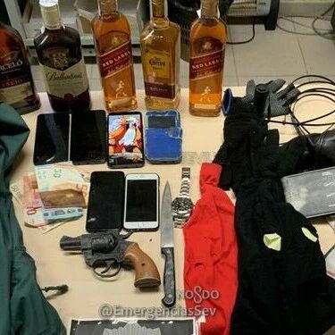 【欧浪网】57岁劫匪与六旬老汉一起抢劫百元店