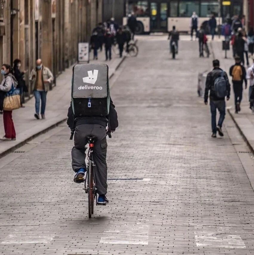 【欧浪网】优步等平台的配送人员归类方式在西班牙遭遇监管障碍