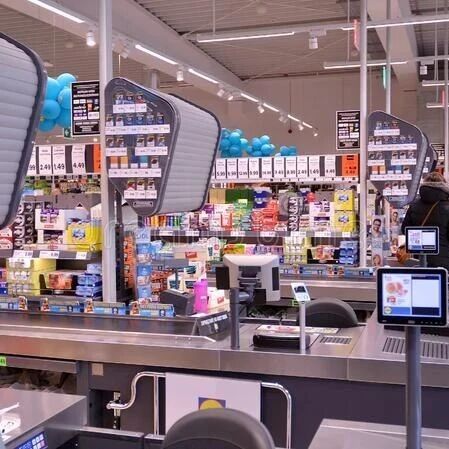 【欧浪网】华人在Lidl超市购物使用硬币结账竟被驱赶并受伤？西班牙并没有明文规定不能收硬币！