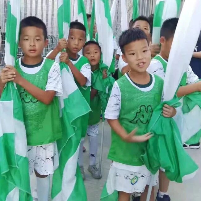 【欧浪网】温州足球少年们的西班牙皇家贝蒂斯足球夏令营圆满结营