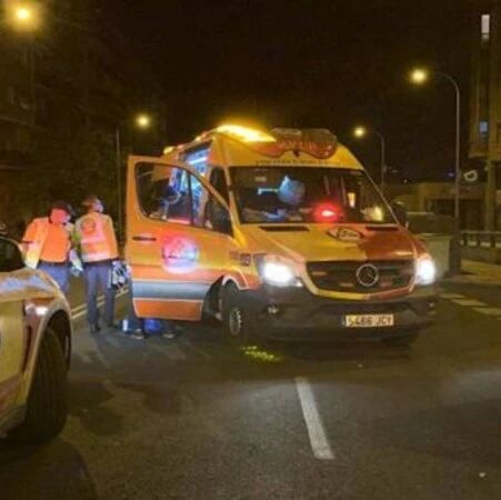 【欧浪网】马德里男子不戴口罩进入华人商店  被人批评后用利刃刺伤对方