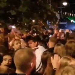 【欧浪】挪威警方报告数十起骚乱事件 有人提砍刀上公交