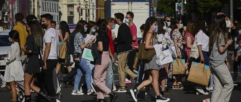 【欧浪网】西班牙重新松懈  卫生部和专家警告警惕第六波感染潮