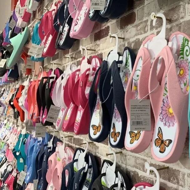 【欧浪网】西班牙旅游业逐步开放 夏季海滩拖鞋销量大增