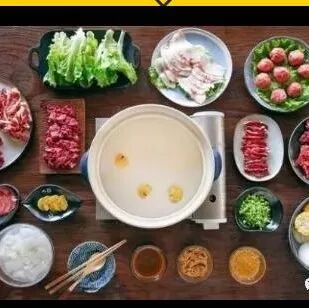 PUENTE假日去哪里吃？当然是嗨闹火锅啦！！