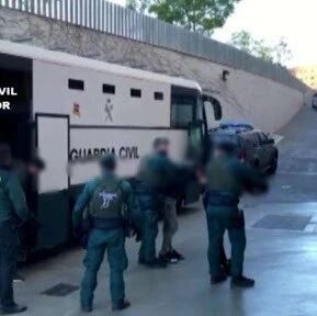 【欧浪网】西班牙华人贩毒成规模  警方加强打击  14天内40名中国人涉嫌贩毒被逮捕