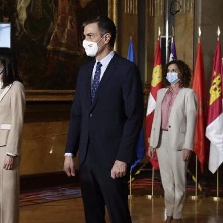 【欧浪网】西班牙希望优先得到欧盟免费提供的720亿欧元援助