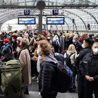 【欧浪】德国单日新增5万再创新高 默克尔警告称第四波疫情全面来袭