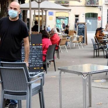 【欧浪网】西班牙餐饮业“作反”  要求法院废除对餐饮业的经营限制