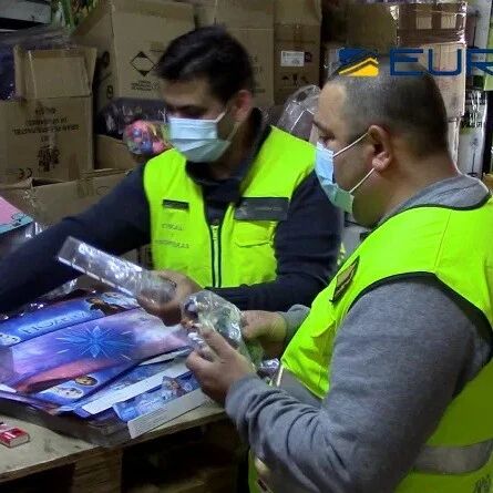 【欧浪网】西班牙宪兵从市场收缴15万非法玩具   41人被起诉
