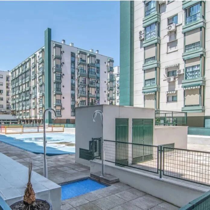 周末精品房源三套