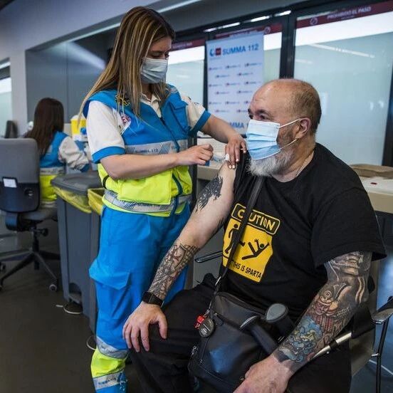 【欧浪网】西班牙周末新增1.1万例  西班牙几个月后将有自产的最好疫苗