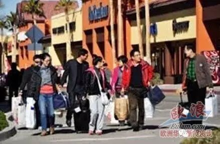 【欧浪网】中国游客在西形象渐渐受到肯定 游客素质正逐步提升