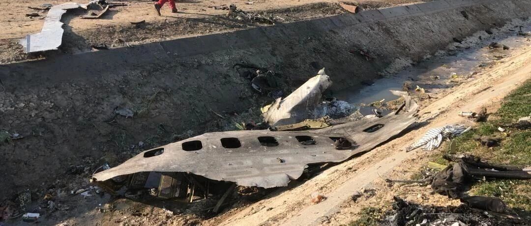 【欧浪网】波音737在伊朗德黑兰坠毁 客机人员全部遇难 没有中国人
