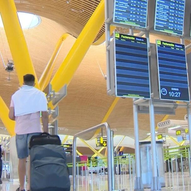 【欧浪网】全球疫情继续严重  马德里再次要求控制入境