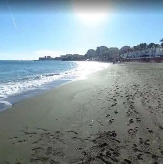【欧浪网】一天发生三起溺亡事故  夏季安全拉响警报