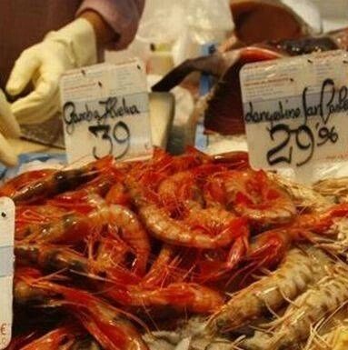 【欧浪网】  大龙虾降价年关到来海鲜大升价  银鳗906欧元一公斤  大龙虾降价​