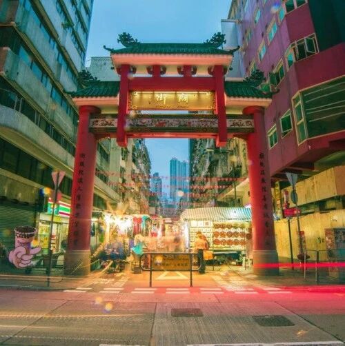 【欧浪网】瓦伦西亚文化组织反对搭建中国城大牌坊