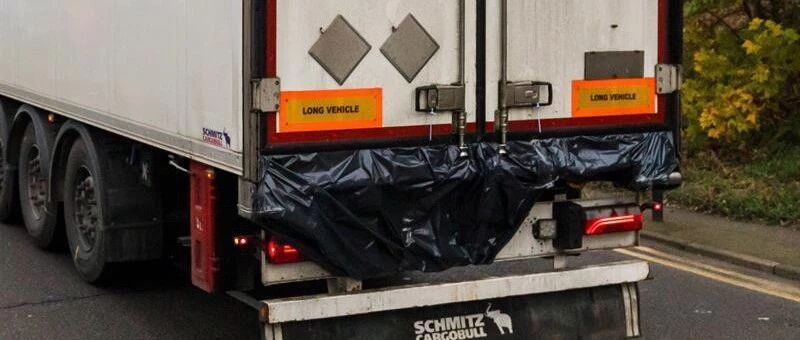 【欧浪网】震惊！多佛惨案重现 39具华人尸体惊现冷藏车