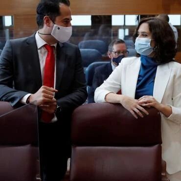 【欧浪网】马德里宣布大幅减税引财政部不满  非法强占住宅可拨打电话举报