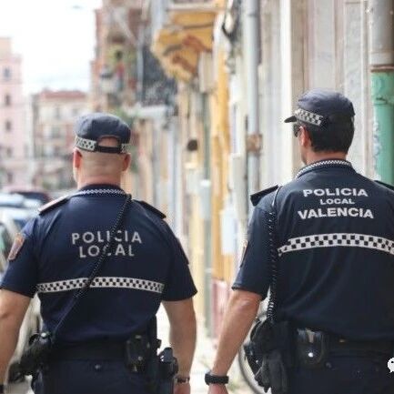 【欧浪网】西班牙一华人赢了一袋硬币遭抢劫 警方迅速将歹徒逮捕