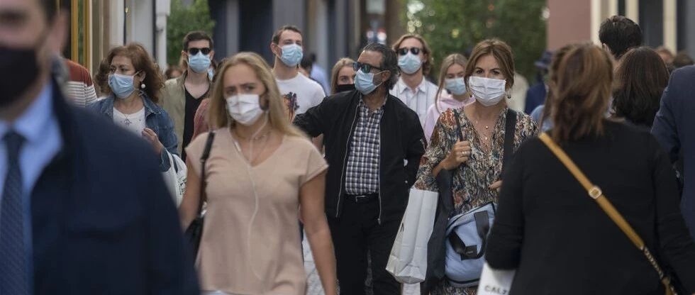 【欧浪网】西班牙周末新增7200例  卫生部警告完成群体免疫前仍有复发风险