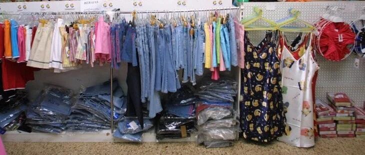 【欧浪】外媒关注华人百元店新趋势  不再走主营中国货路线