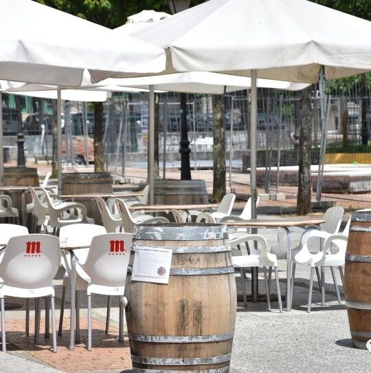 【欧浪网】​加利西亚关闭酒吧餐饮一个月  业界称100%走向死亡