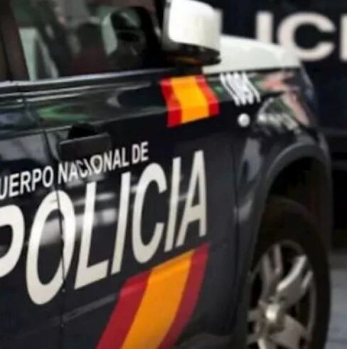 【欧浪网】没东西吃去打劫？华人业主使用长铁条将持刀打劫女贼吓走