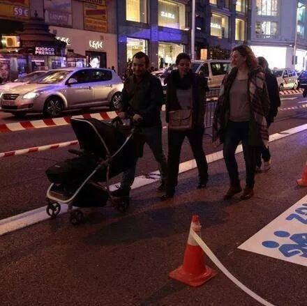 【欧浪网】圣诞节Gran Via限行日期提前 铁栏将被混凝土障碍物取代