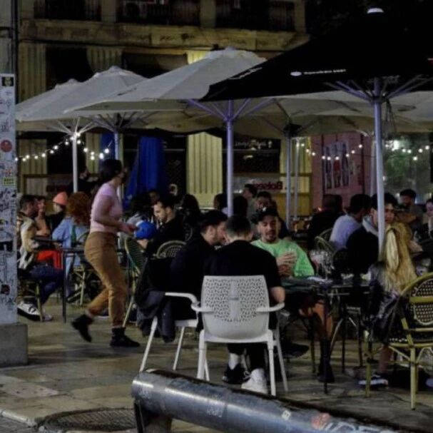 【欧浪网】瓦伦西亚扩大宵禁  Galicia要求进入餐厅须核酸证明