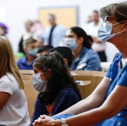 【欧浪网】加泰罗尼亚可能明天执行居家隔离  一家学校阳性率达16%