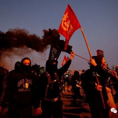 【欧浪网】“让敌人发抖！” 保护共和国示威如同起义