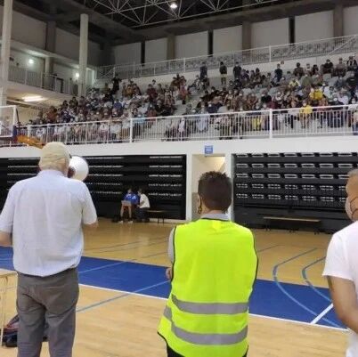 【欧浪】火山危机在继续  政府要求银行提供住房安置灾民  有更多人紧急搬家撤离