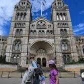 【欧浪网】欧洲新冠疫情反弹英国调整入境政策 游客急忙返乡